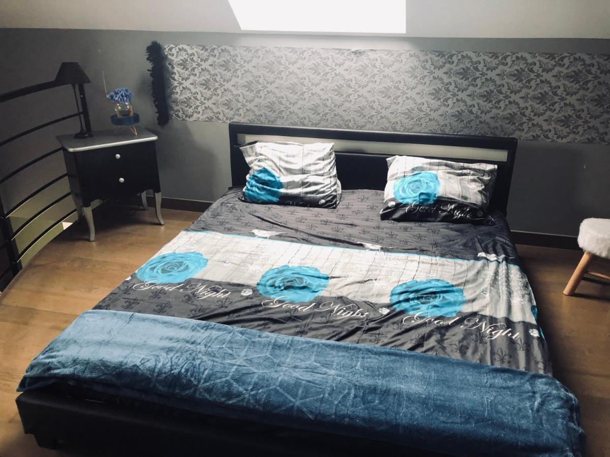 Loft D Isa Avec Wifi Netflix Lejlighed Gesves Eksteriør billede